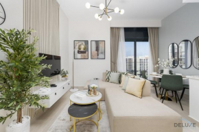 Elegant 1BR Apartment in Azizi Riviera 45, Al Merkadh by Deluxe Holiday Homes